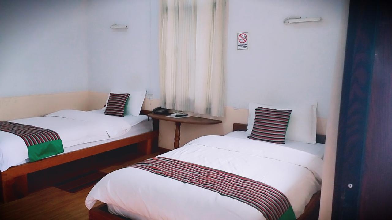 Wun Tawp Garden Hotel Myitkyinā エクステリア 写真