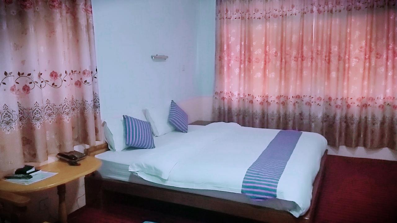 Wun Tawp Garden Hotel Myitkyinā エクステリア 写真