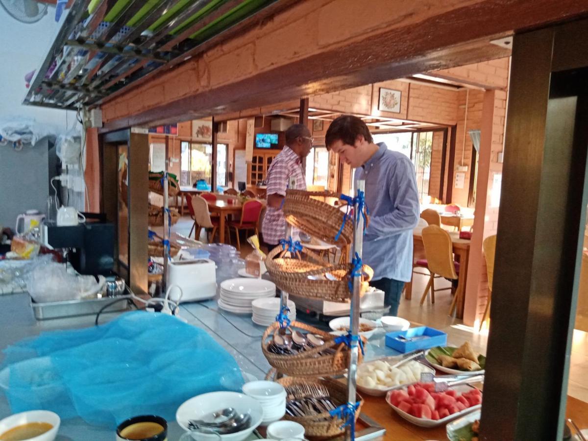 Wun Tawp Garden Hotel Myitkyinā エクステリア 写真